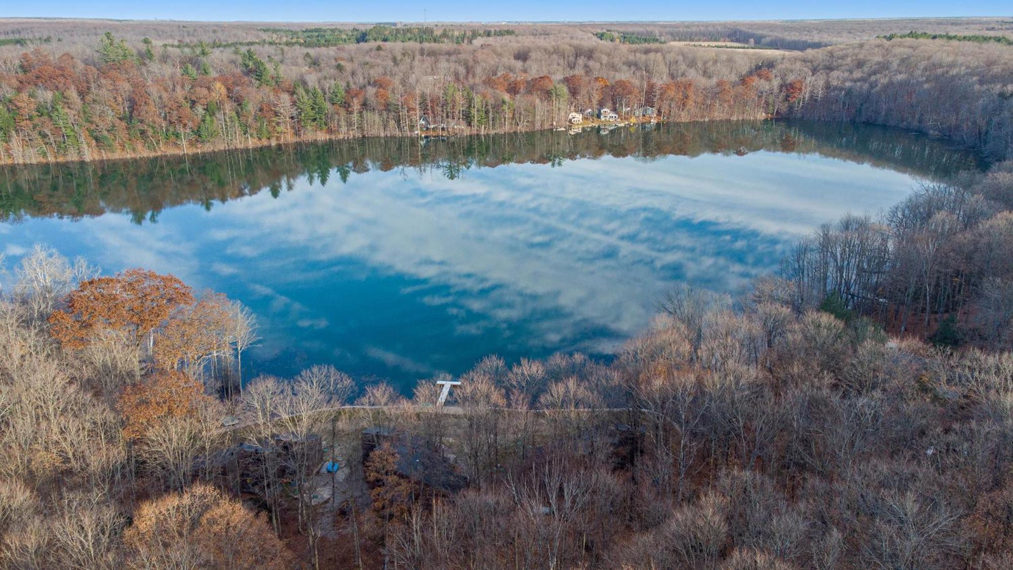 Quiet And Cozy Lakefront Home Near Mt Boyne Gaylord Extérieur photo