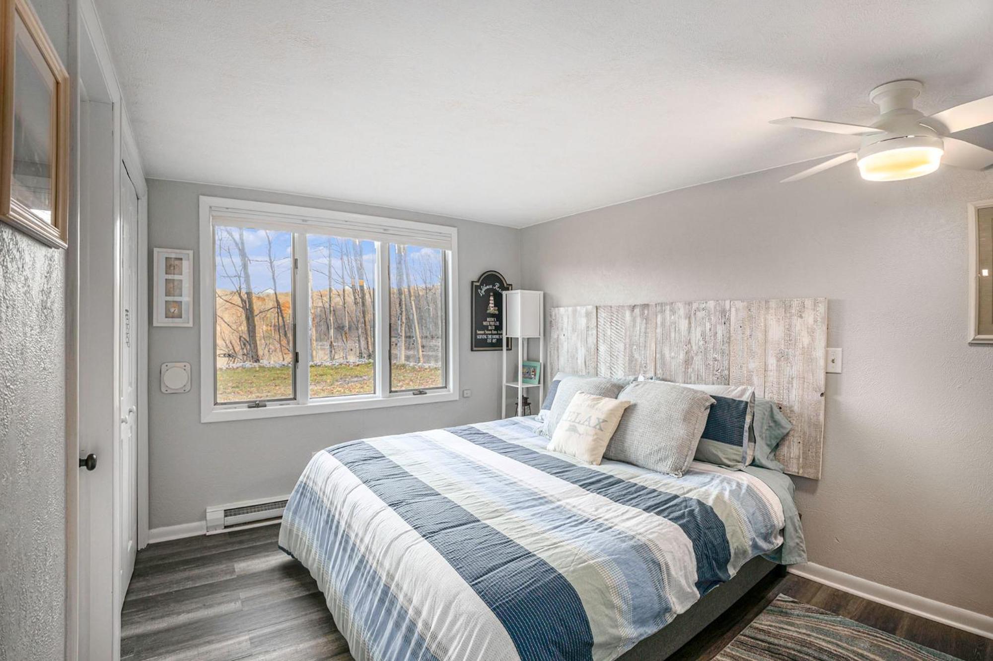 Quiet And Cozy Lakefront Home Near Mt Boyne Gaylord Extérieur photo