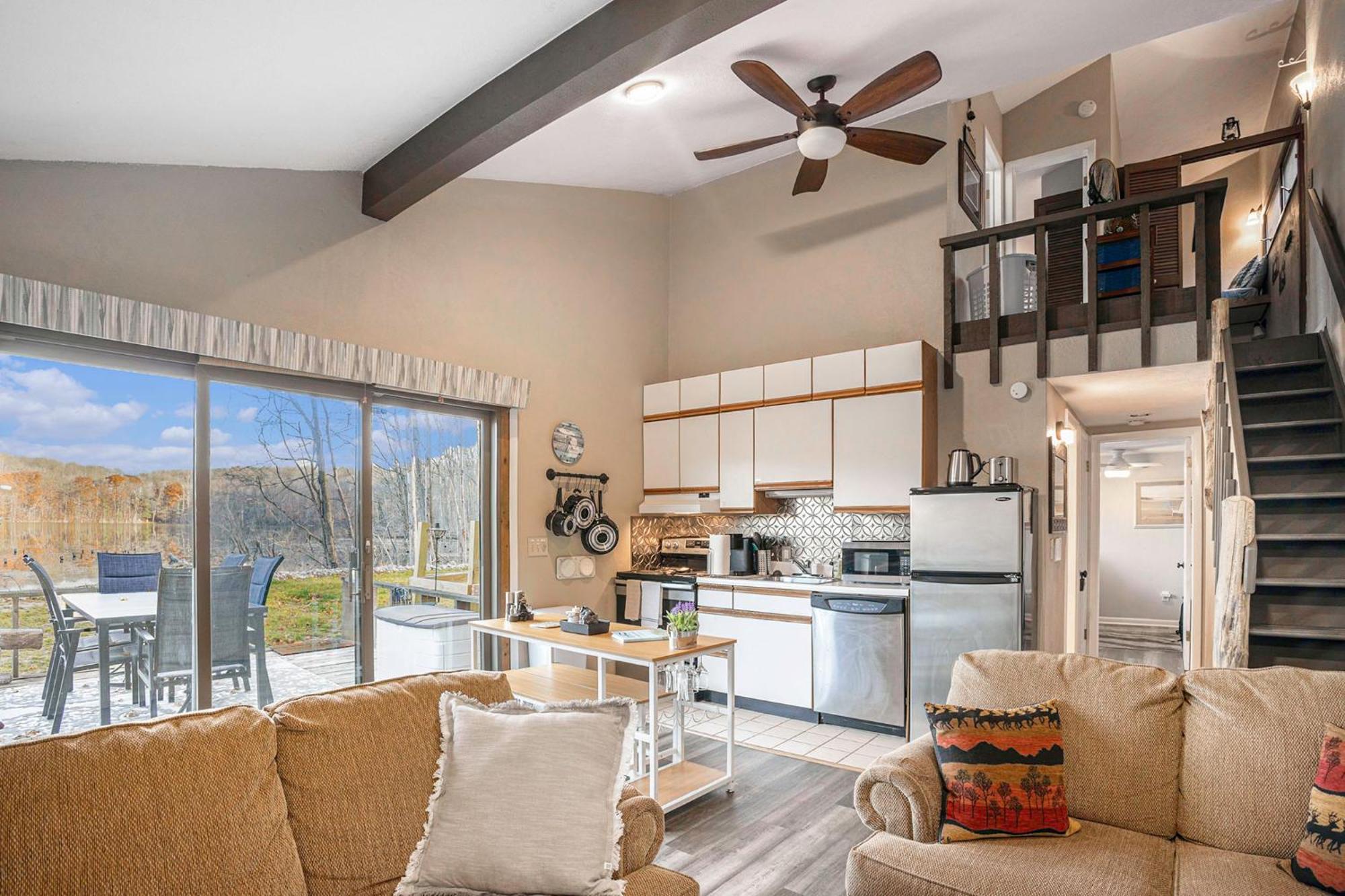 Quiet And Cozy Lakefront Home Near Mt Boyne Gaylord Extérieur photo